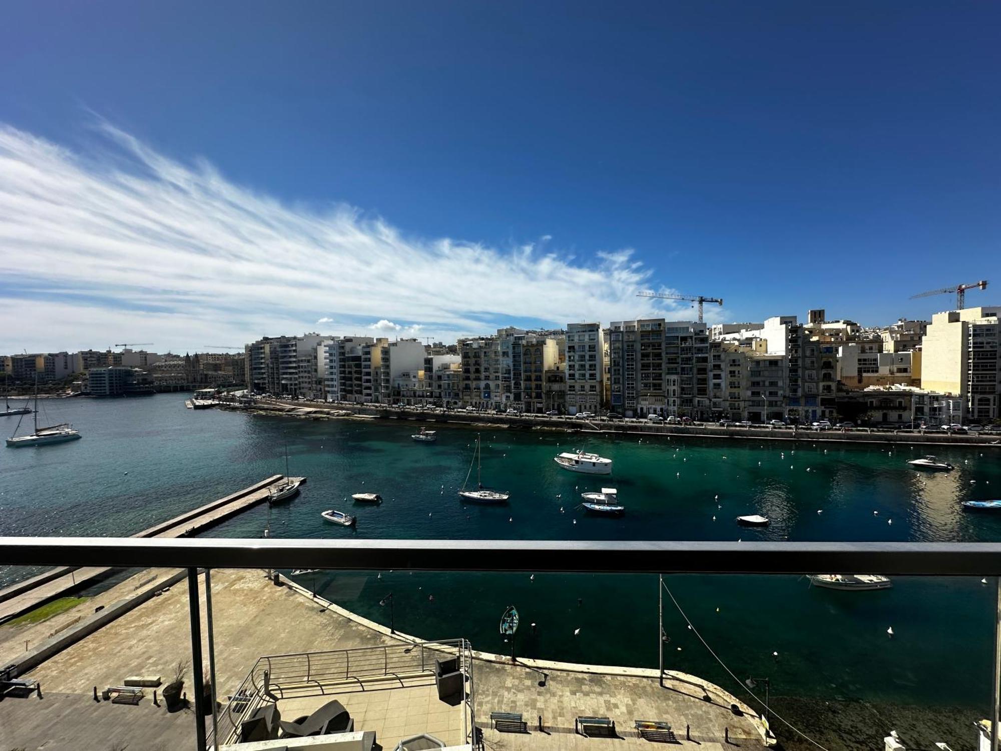 86 Spinola Bay Apartment Saint Julian's Exterior photo