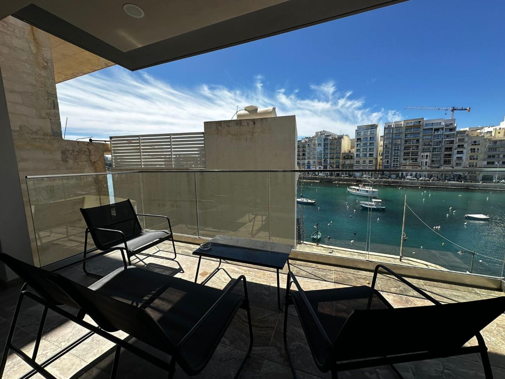 86 Spinola Bay Apartment Saint Julian's Exterior photo